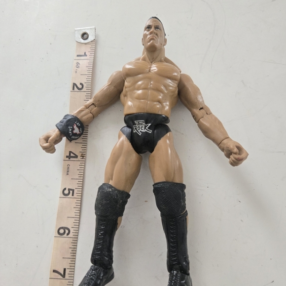 WWE THE ROCK - Picture 7 of 8